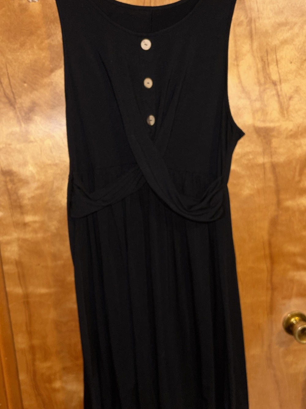 SHEIN Black Sleeveless Twist-Front Midi Dress with Button Detail
